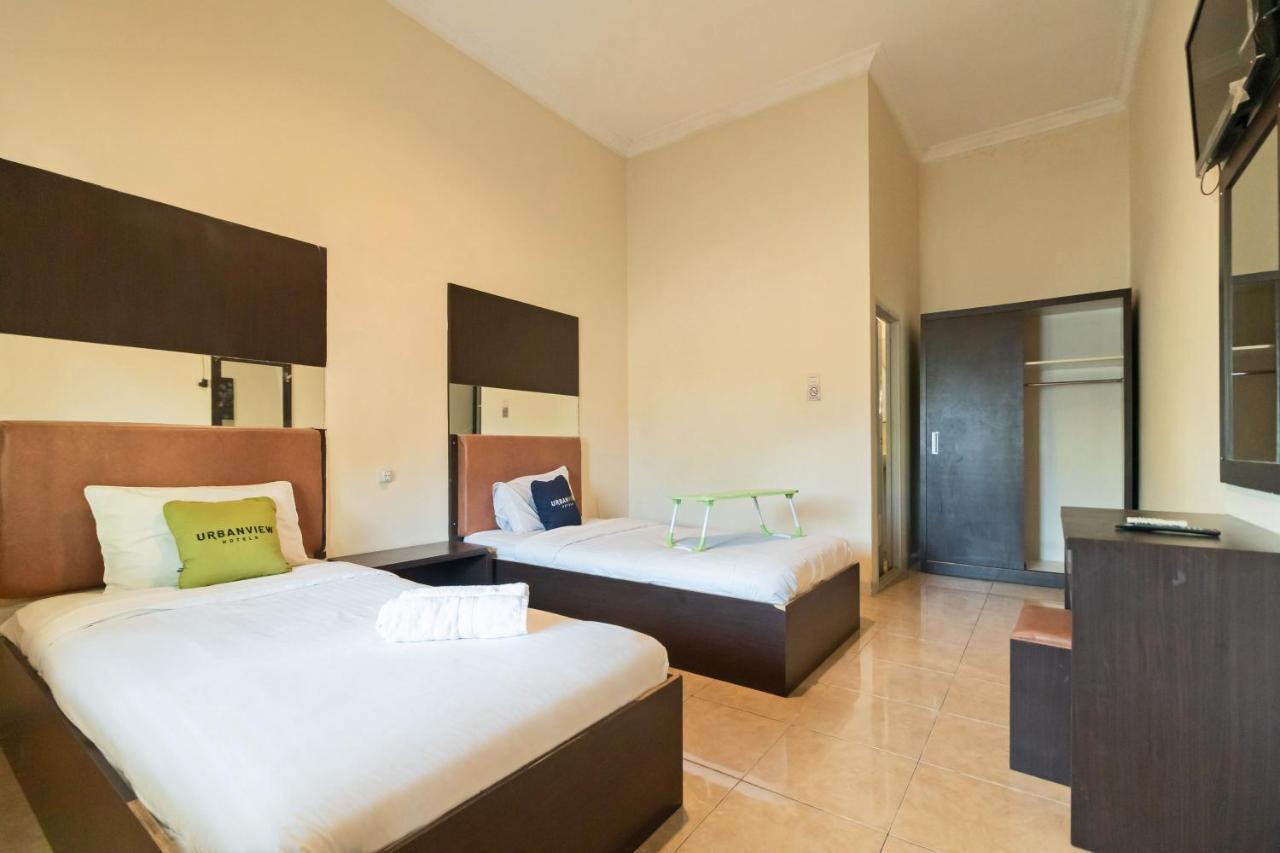 Urbanview Hotel Nugraha Palembang By Reddoorz Zewnętrze zdjęcie