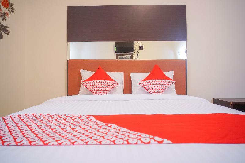 Urbanview Hotel Nugraha Palembang By Reddoorz Zewnętrze zdjęcie
