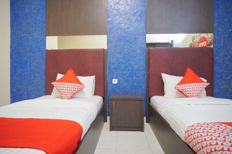 Urbanview Hotel Nugraha Palembang By Reddoorz Zewnętrze zdjęcie